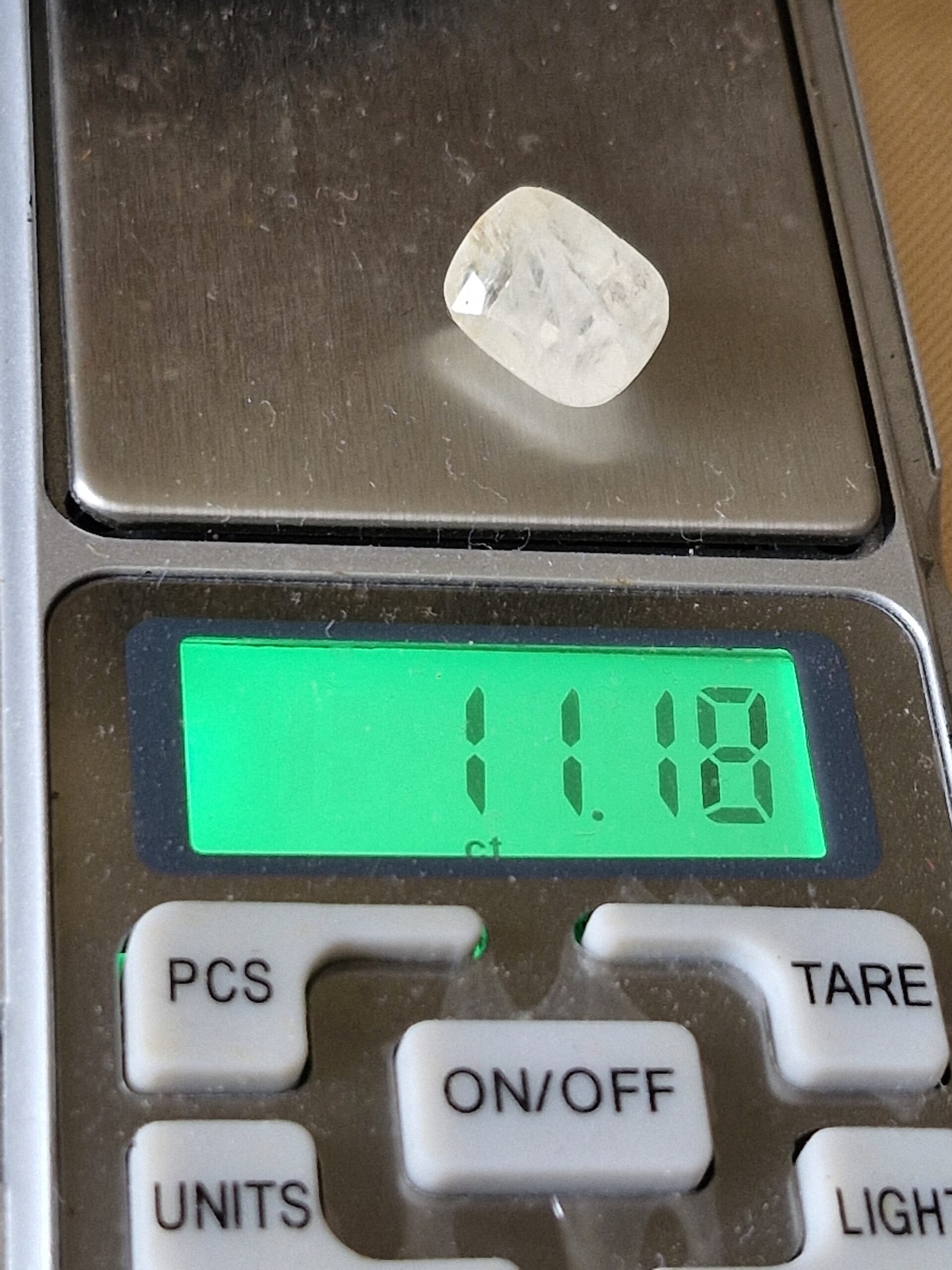 White Sapphire ie सफ़ेद पुखराज ( Sri Lanka )- Premium - 12.2 Ratti - Image 6